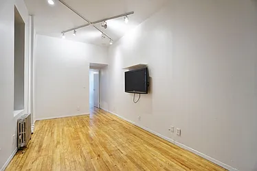 Rented by Best Apartments North Inc