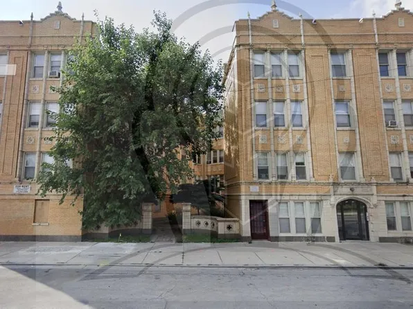 (undisclosed Address), Chicago, IL 60641