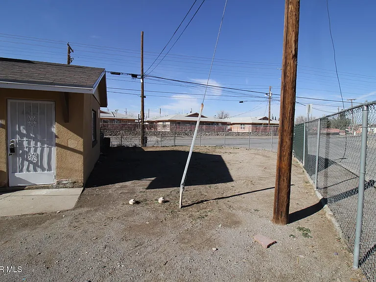8903 Old County Road A #EL — Photo 22