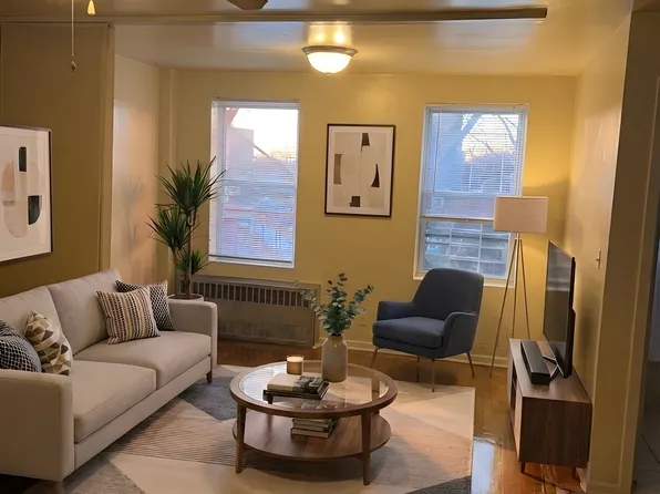 80-25 Parsons Boulevard image 1 of 3