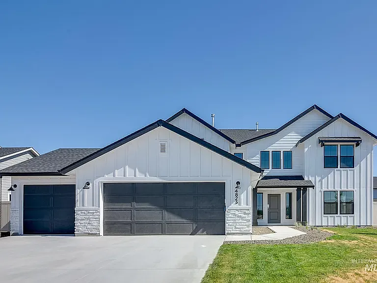 4823 Fire Opal St — Photo 9