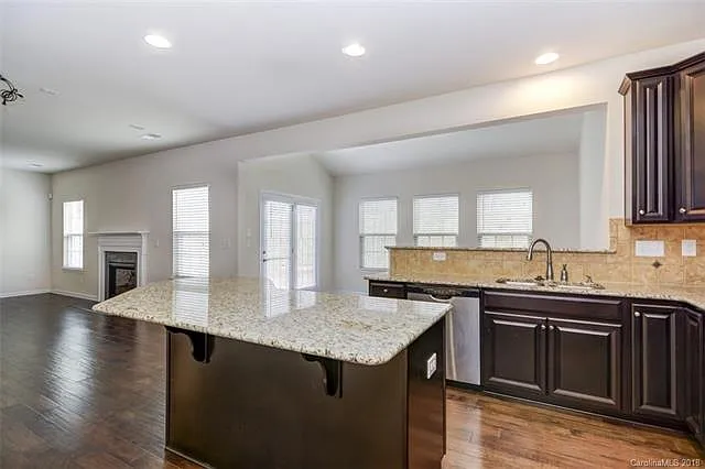 5620 Selkirkshire Rd — Photo 16