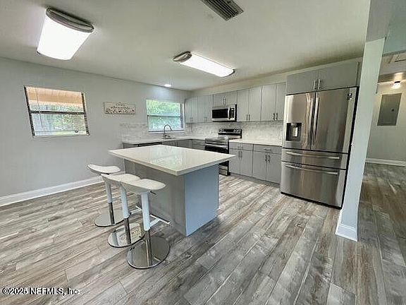 4th image of 6161 DUNN Avenue