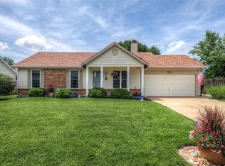 3071 Almond Tree Dr, Saint Peters, MO 63376