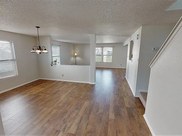 15312 Beam St — Photo 7