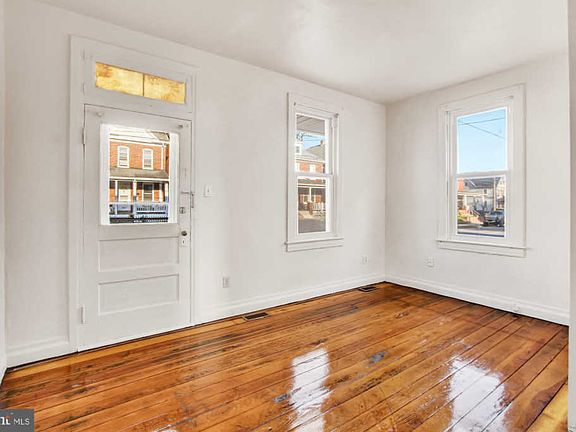 5th image of 364 High St