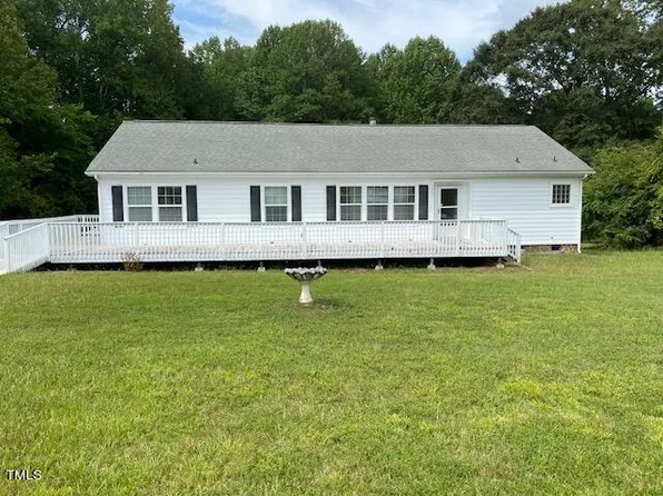 3805 Quarry Rd, Zebulon, NC 27597