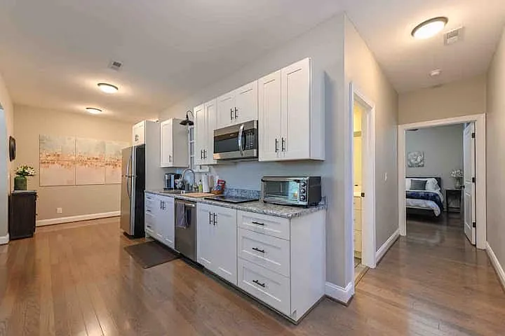 903 Saluda Lake Rd #B — Photo 5