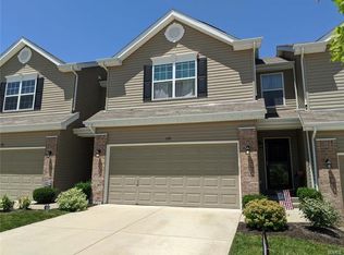 1335 New Charter Ln, O'Fallon, MO 63366