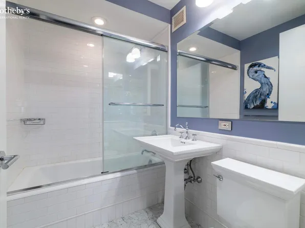 43 West 64th Street image 11 of 14