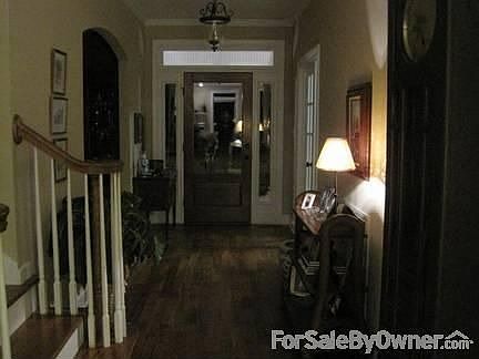 ENTRY FOYER