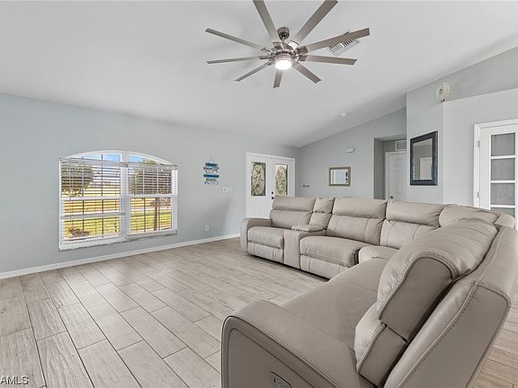 5th image of 2032 NW 1st Ter