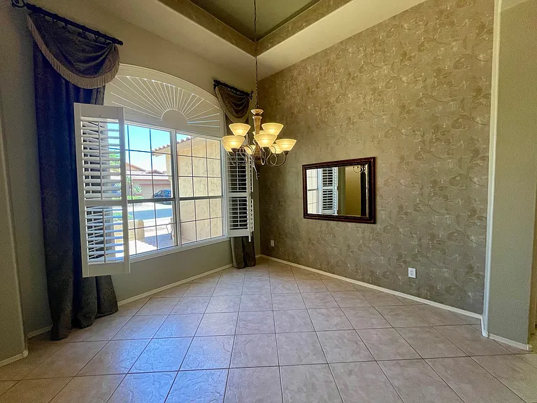 17806 N Becke Ln — Photo 8