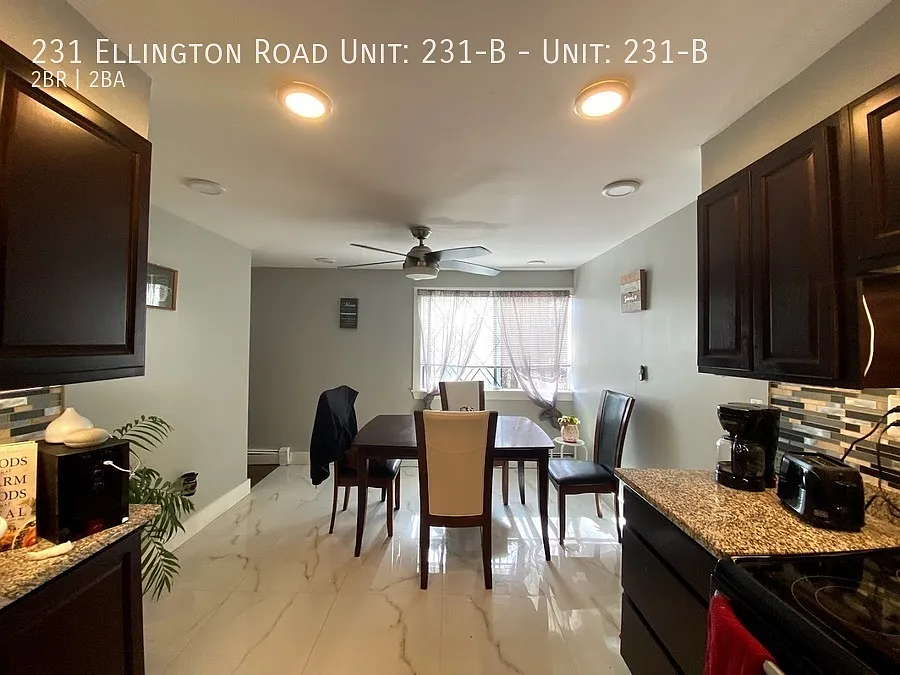 2 bed, 1.5 bath, 1050 sqft, $1,950 — Photo 2