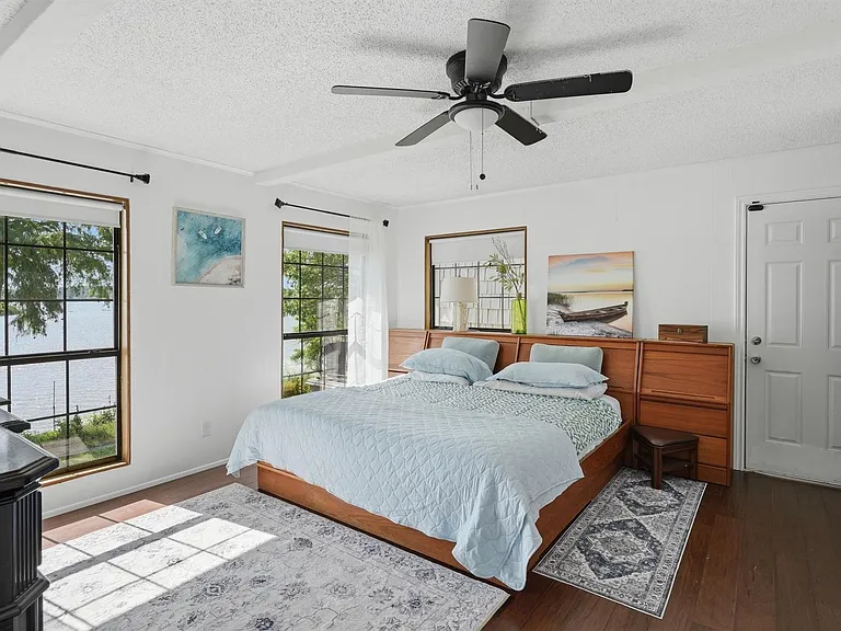 3218 Sunrise Ct — Photo 16
