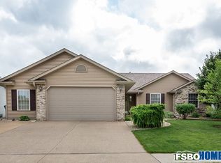 1305 E 7th St, Coal Valley, IL