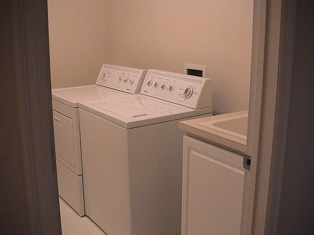 1st image of 11648 NE 92nd St #B2