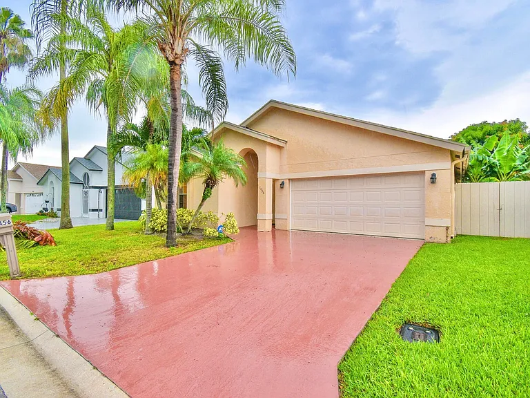 1456 Waterway Cove Dr — Photo 15