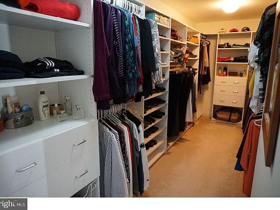 5th image of 5 W Minglewood Dr