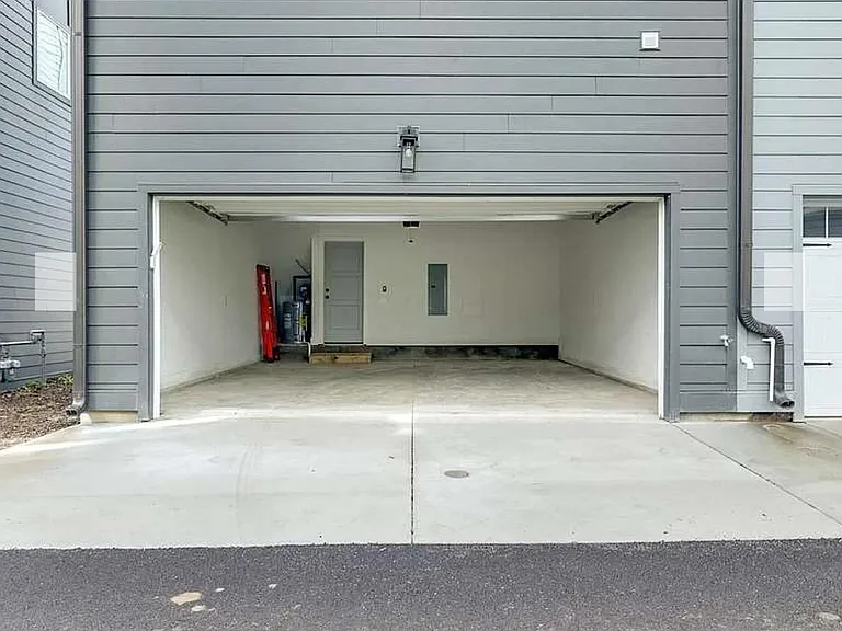 407 Becanni Ln — Photo 9