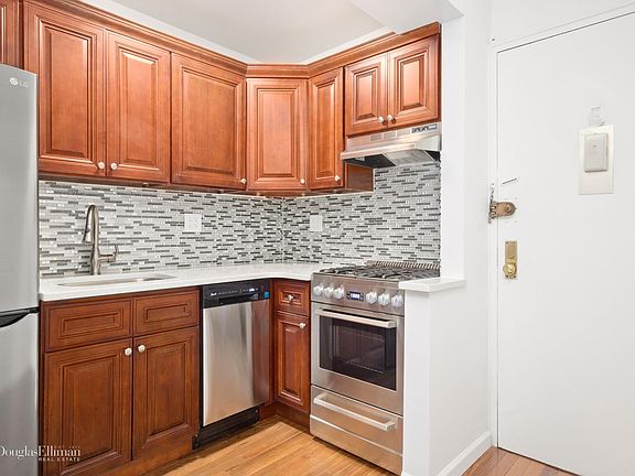 2nd image of 408 W 57th St APT 5B