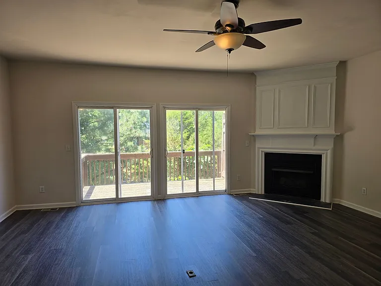 802 Sutter Gate Ln — Photo 10