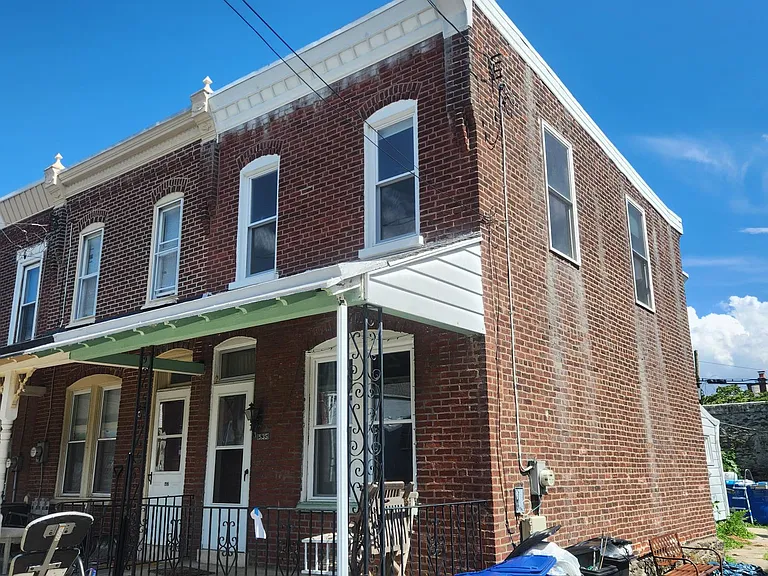 535 Green Ln — Photo 1