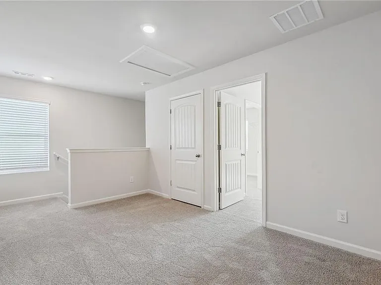 207 Whitewood Dr — Photo 17