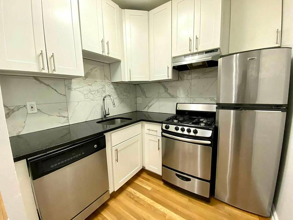 1st image of 11 Maiden Ln APT 9B