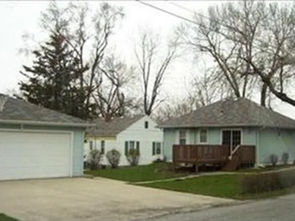 601 W Porter St, Crown Point, IN 46307