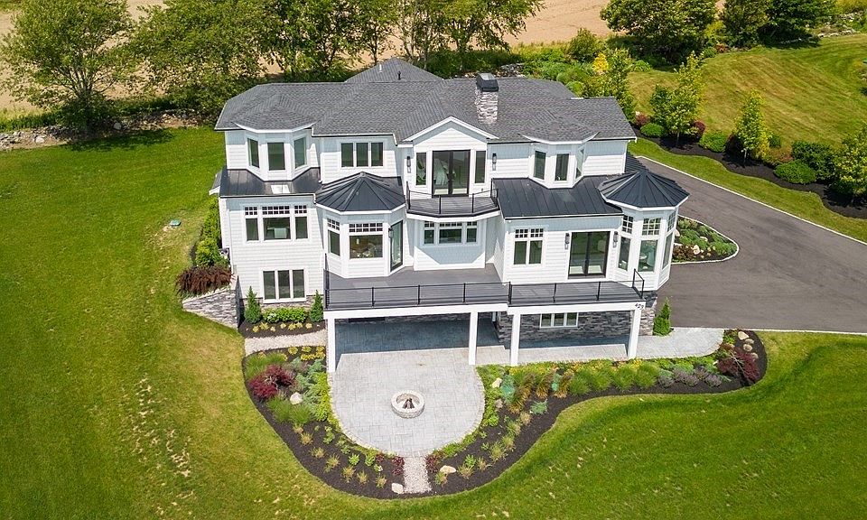 423 Vanderbilt Ln, Portsmouth, RI 02871 Zillow