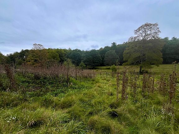 3rd image of 11926 Browns Creek Rd