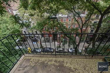 Rented by Bond New York