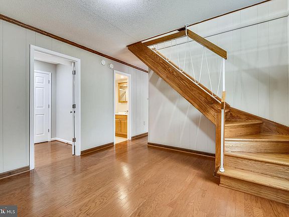 5th image of 14316 Briarwood Ter