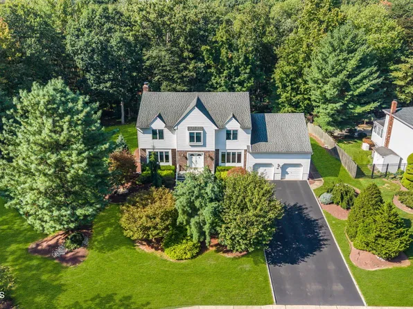 46 Heather Drive, Manalapan, NJ 07726