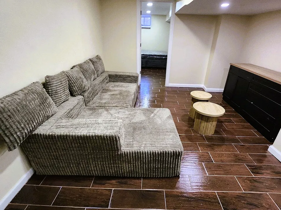 679 E 241st St #BASEMENT