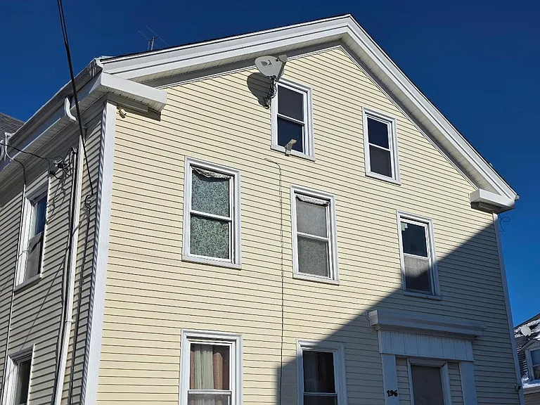196 Rodman St #2 — Photo 4