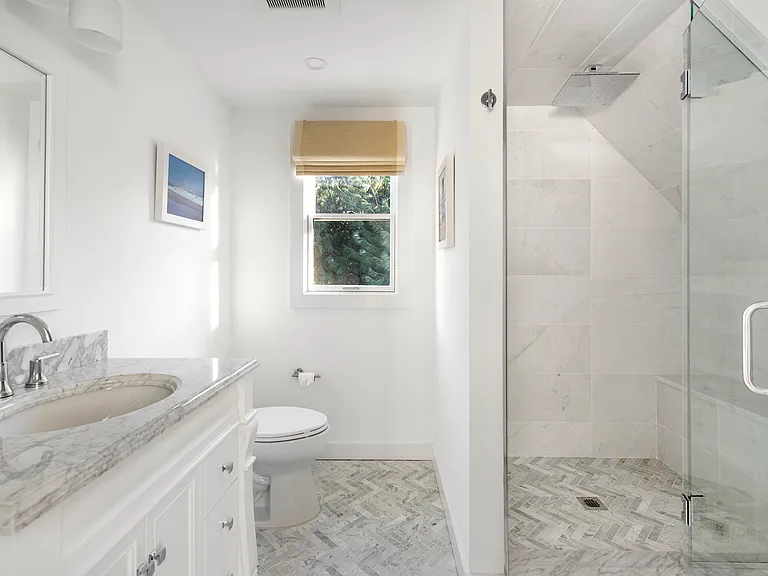 30 Wyandanch Ln — Photo 17