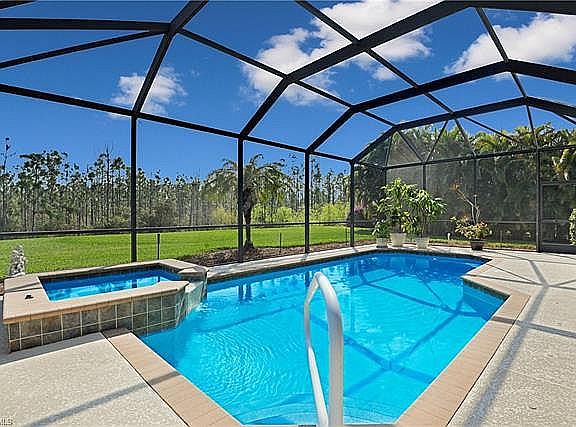 3rd image of 13869 Sorano Ct