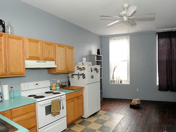 2nd image of 825 N 2nd Street # Fl 2nd