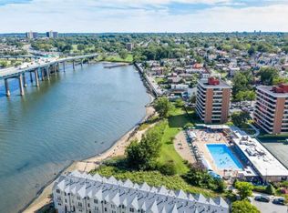 168-11 12th Ave APT 4A, Queens, NY 11357