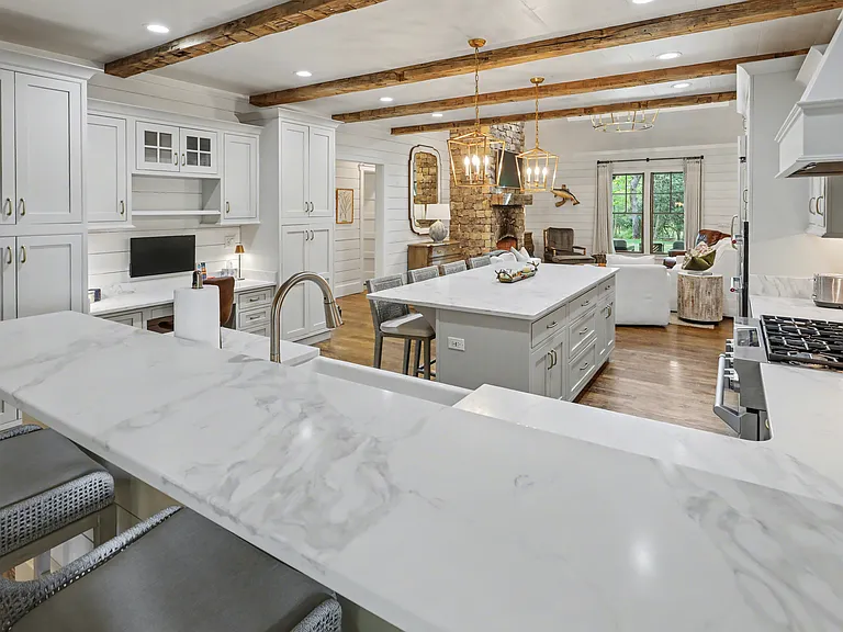 545 Cross Creek Trl — Photo 23