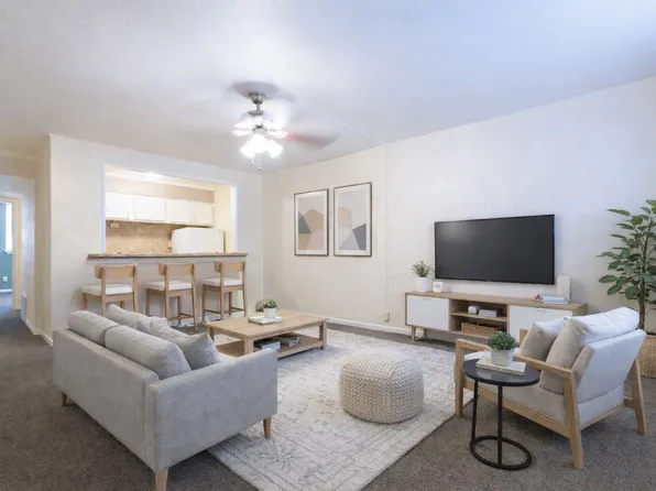 Heather House Apartments, 2206 Heather Ln #307, Louisville, KY 40218