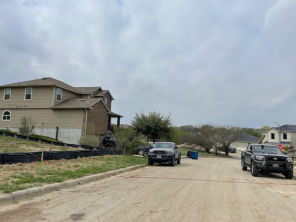 5th image of 4006 Salado Blf