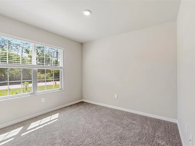 25222 Cadiz Dr — Photo 5