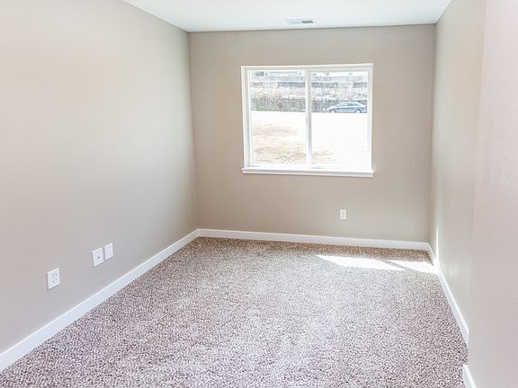 5th image of 20401 La Rita Dr E