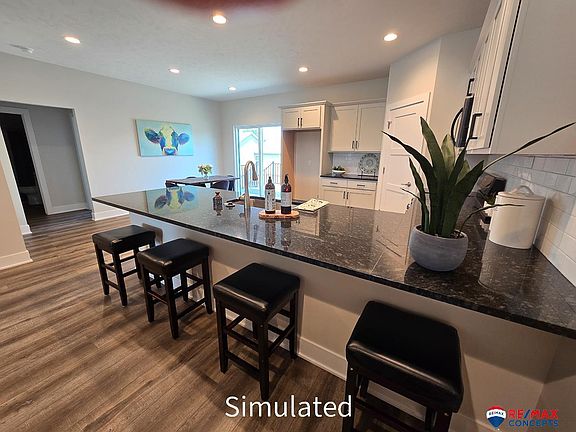 4th image of 5843 S 94th St