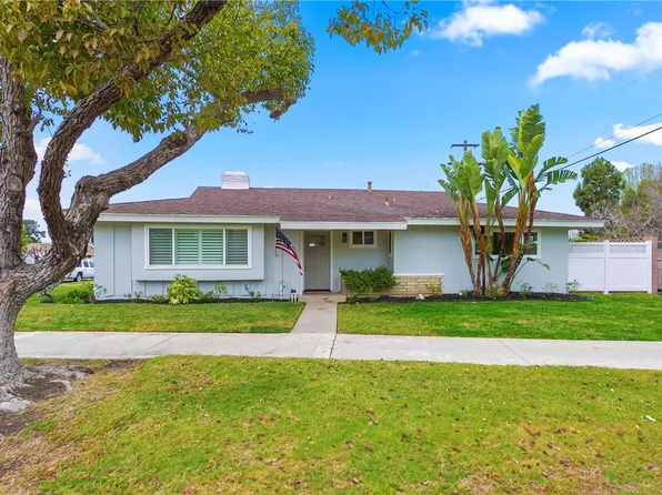 2520 Columbia Dr, Costa Mesa, CA 92626