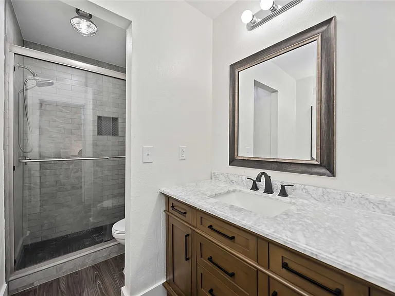 22419 Deville Dr — Photo 24