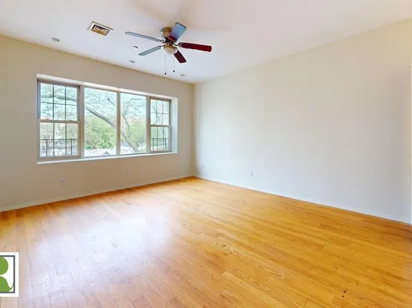 1392 East 18th Street image 3 of 11